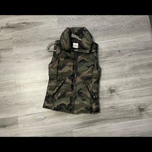 SAM matte army vest